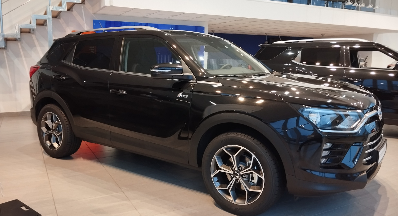 Korando style + lak fwd at