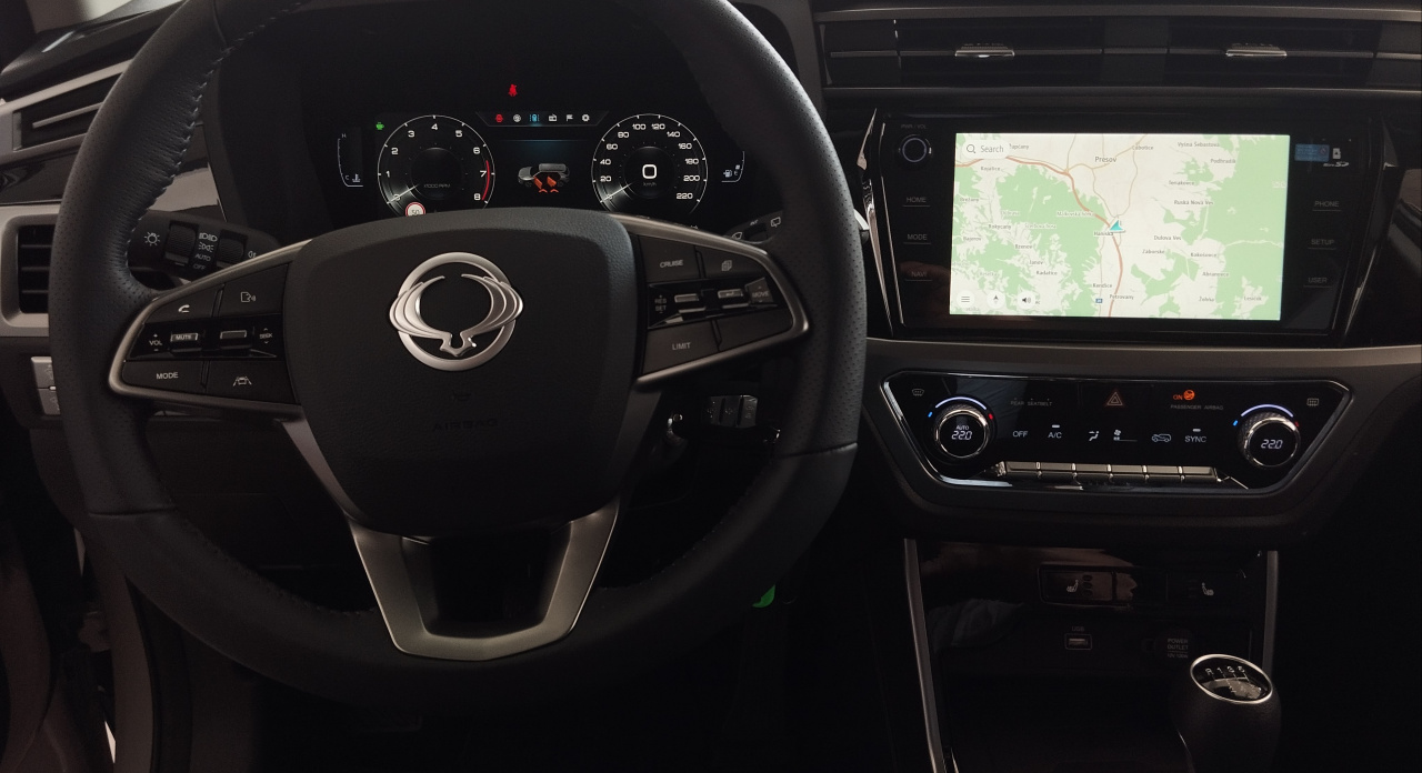 Korando SMART FWD AT EBL