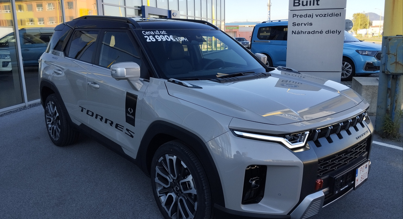 TORRES PREMIUM AWD AT + VEA + TwoTone Black, čierna koža EBL