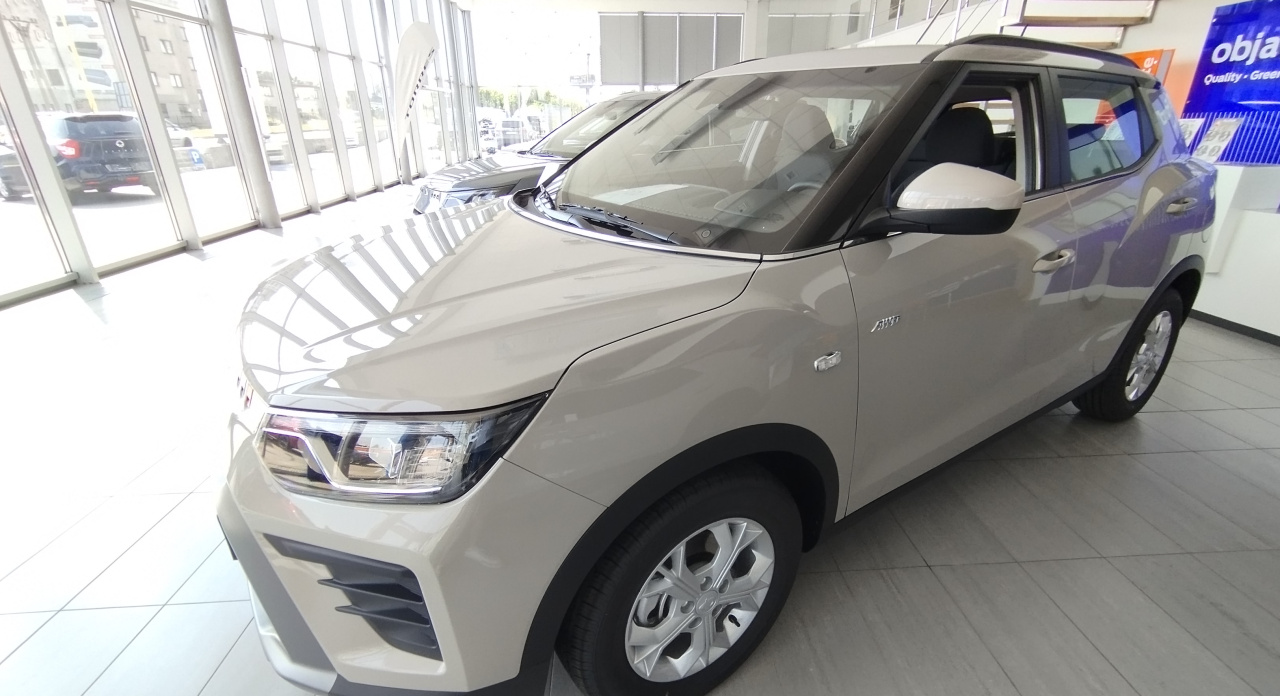 TIVOLI EBL AWD AT  + CH2, LED, TECH E20