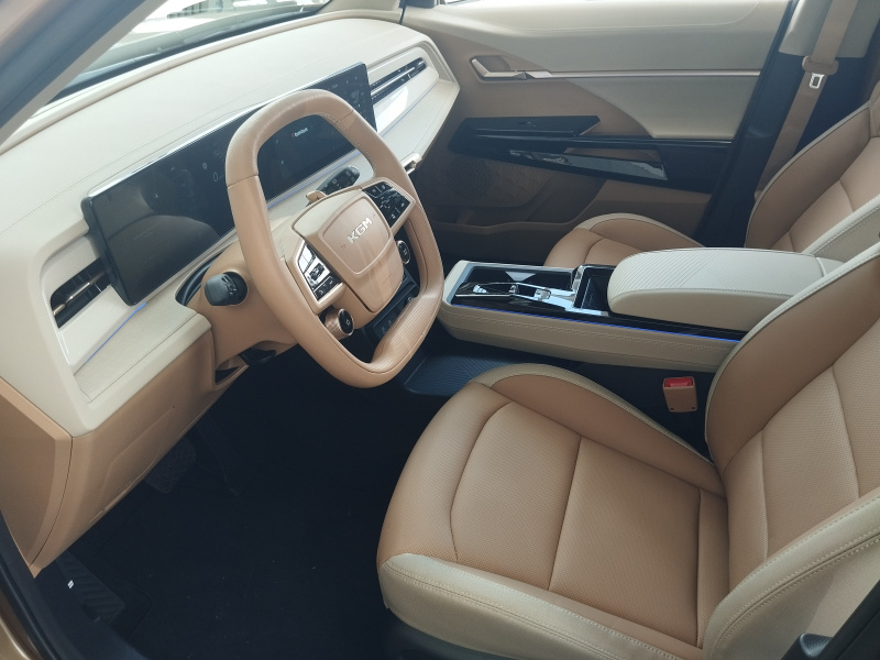 Actyon premium  OBE, AWD,E75 WEA, camel koža