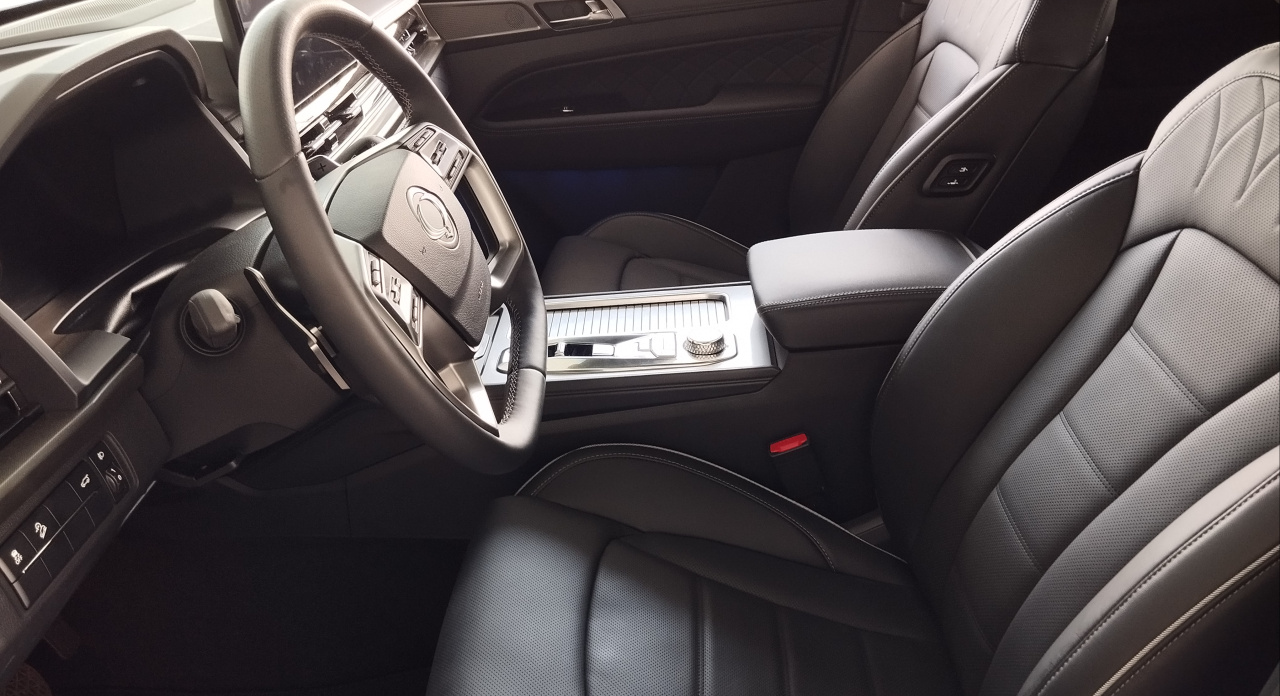 REXTON  Clever 5 miest ACM