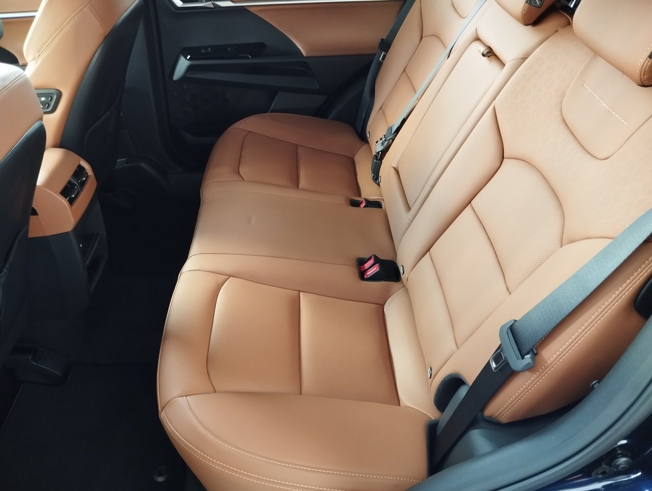 Torres Clever hnedý interiér bas, awd at, TAZ, E16 E70