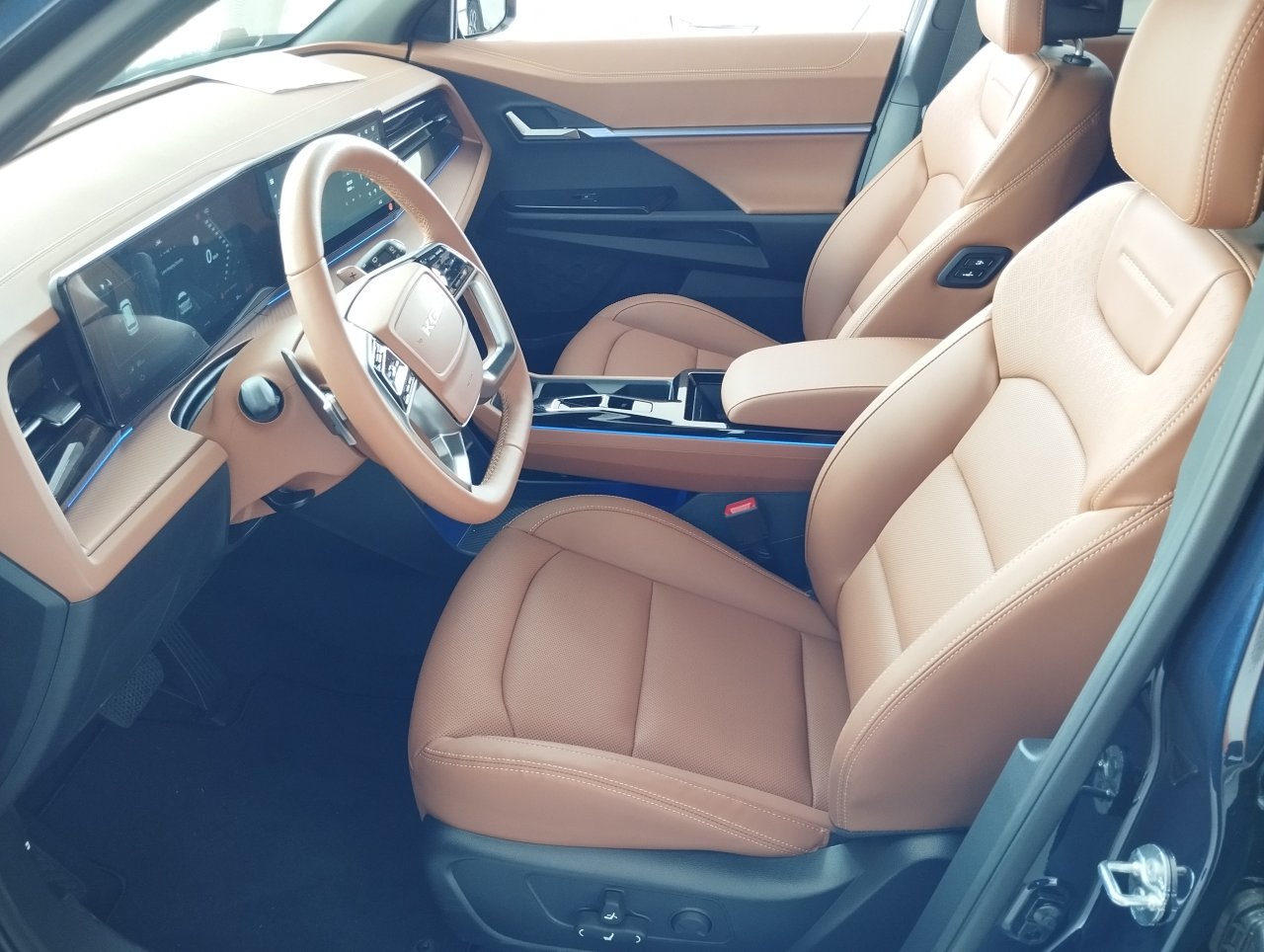 TORRES CLEVER AWD AT  E16, TAZ, hnedá koža LAK