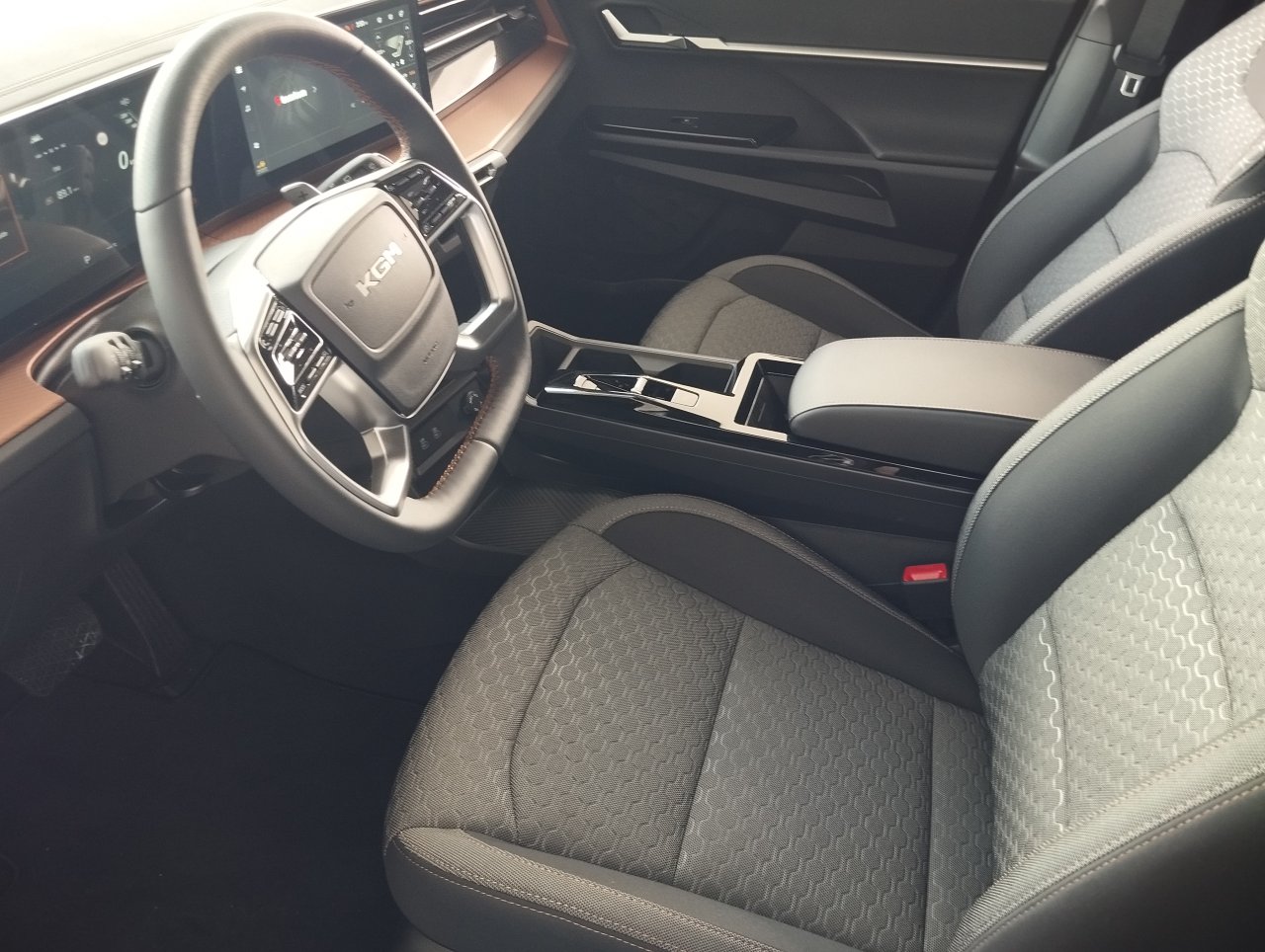 TORRES HEV STYLE FWD + E16 + BiTone WAA