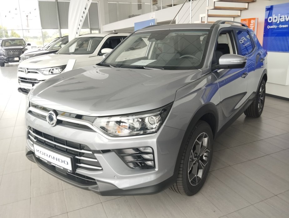 KORANDO STYLE Plus FWD MT 1,5 TGDI 120 kW ADE