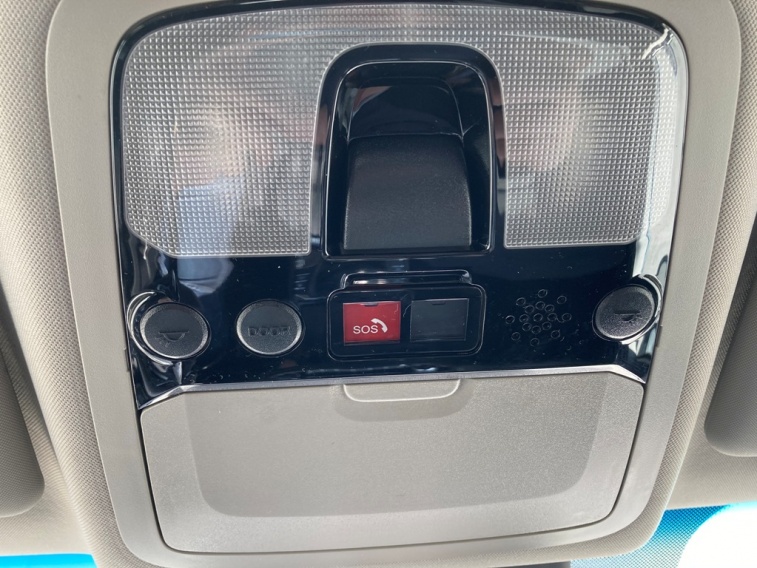 Korando biele manual style plus